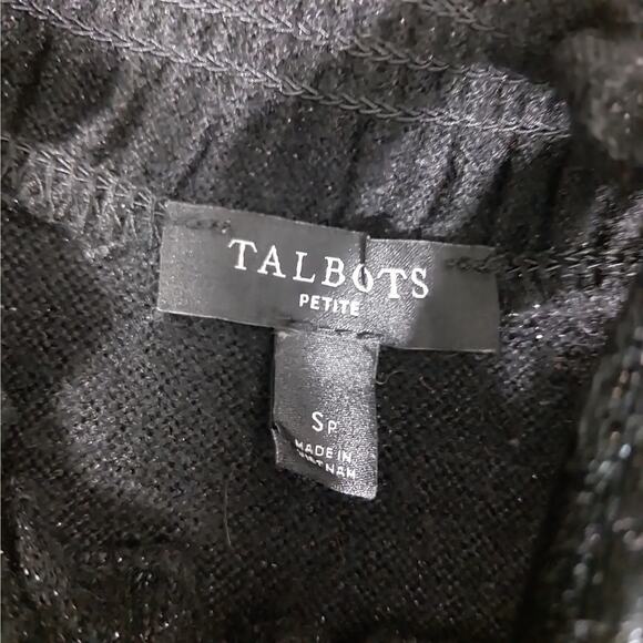 TALBOTS PETITE! BLACK W/SUBTLE BLACK SHIMMER METALLIC VELVET NECK SWEATER! SZ SP - Picture 7 of 9